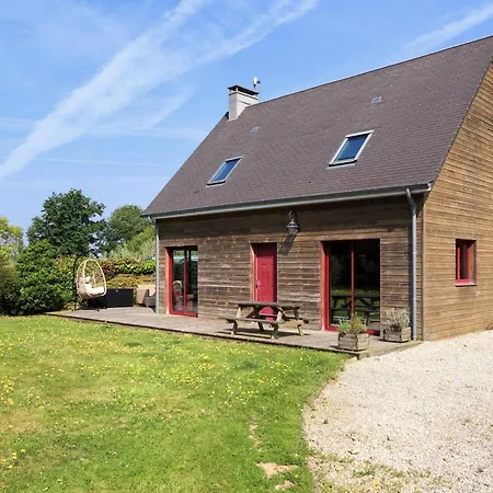 La Maison Merlin - Maison Avec Piscine Holiday home Senoville